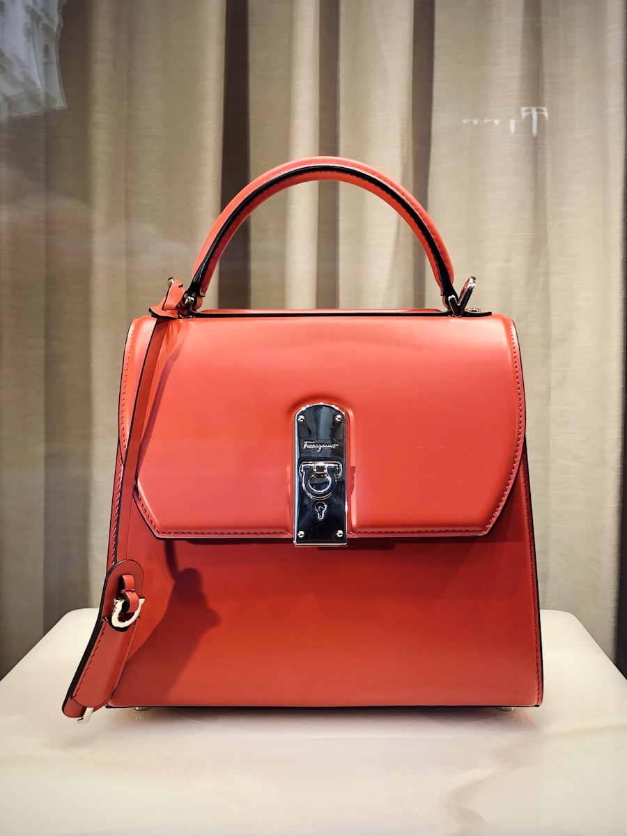 Sac Lune en cuir grainé Kardiv